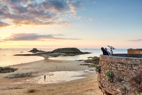 L'Emoustillant jacuzzi, unique et hors du temps La Richardais france