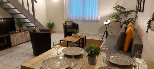 L'ESCALE : Duplex 4 pers. ASTERIX, AEROPORT ROISSY CDG, PARIS Moussy-le-Neuf france