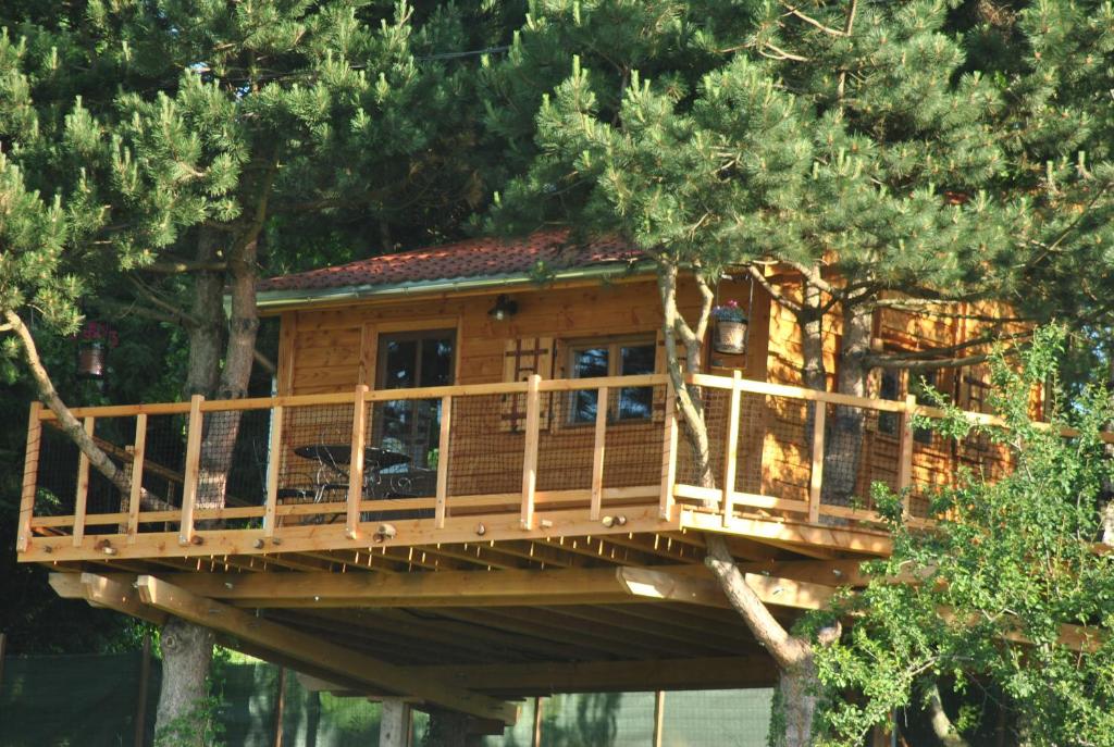 Lodge L'Etournelle - Cabane Perchée 92 chemin du Boulard, 69440 Chaussan