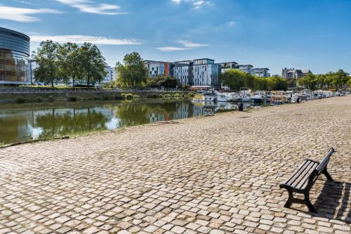 Appartement L'Idylle : T2 de standing avec parking - Gare/Cité des Congrès/Lieu Unique 35 Quai de Malakoff Nantes