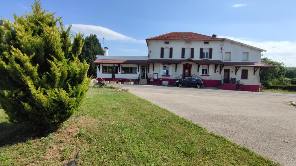 B&B / Chambre d'hôtes L'Inoubliable 2 Rue de la Marne, 52170 Chevillon