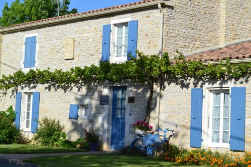 Maison d'hôtes L'instant bleu 18 bis quai du Géneral Leclerc de Hautecloque Marans