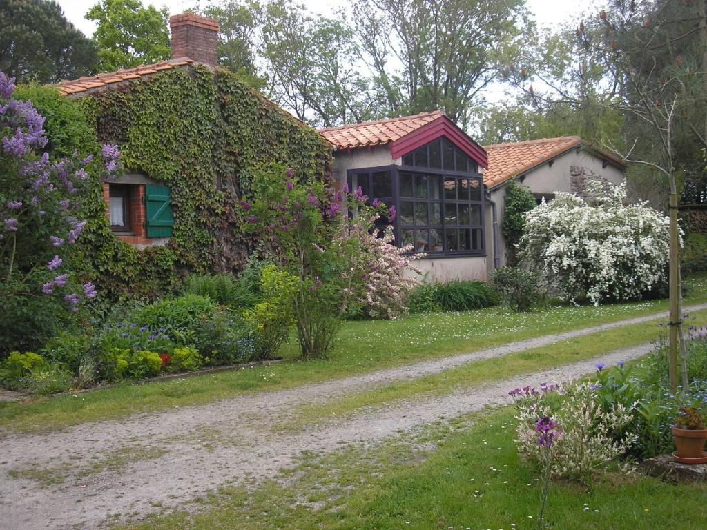 B&B / Chambre d'hôtes L'instant jardin 4 La Trulière, 44680 Saint-Mars-de-Coutais