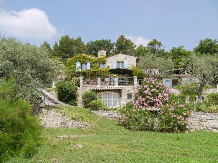 Villa L'Olivette - Mas Provencal, Panoramic View & Pool 1033 Chemin Claveous, 83440 Callian