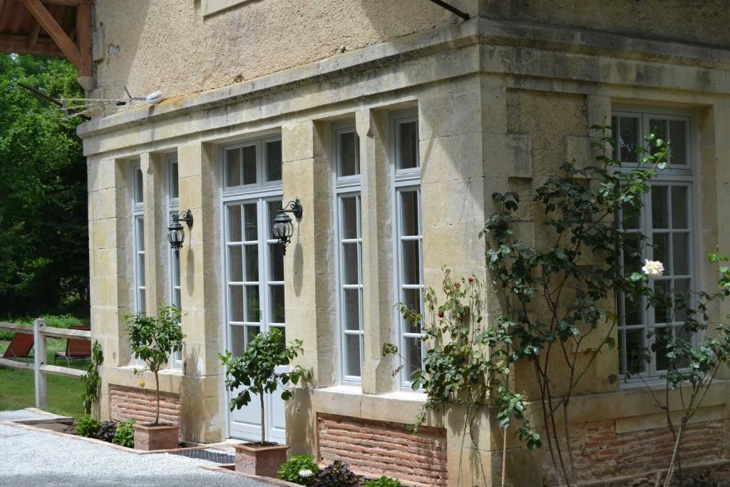 Maison d'hôtes L'Orangerie, Château St Justin 2 Allée Gaston Phoebus, 40240 Saint-Justin