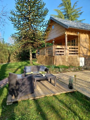 Chalet L'orée des bois , détente et calme . 800 Route de Chez Botton Mésigny