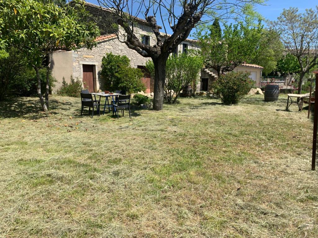 Maison de vacances L'Ostal du Pic saint Loup aux Embruscalles 102 Chemin de la Coste, 34270 Claret