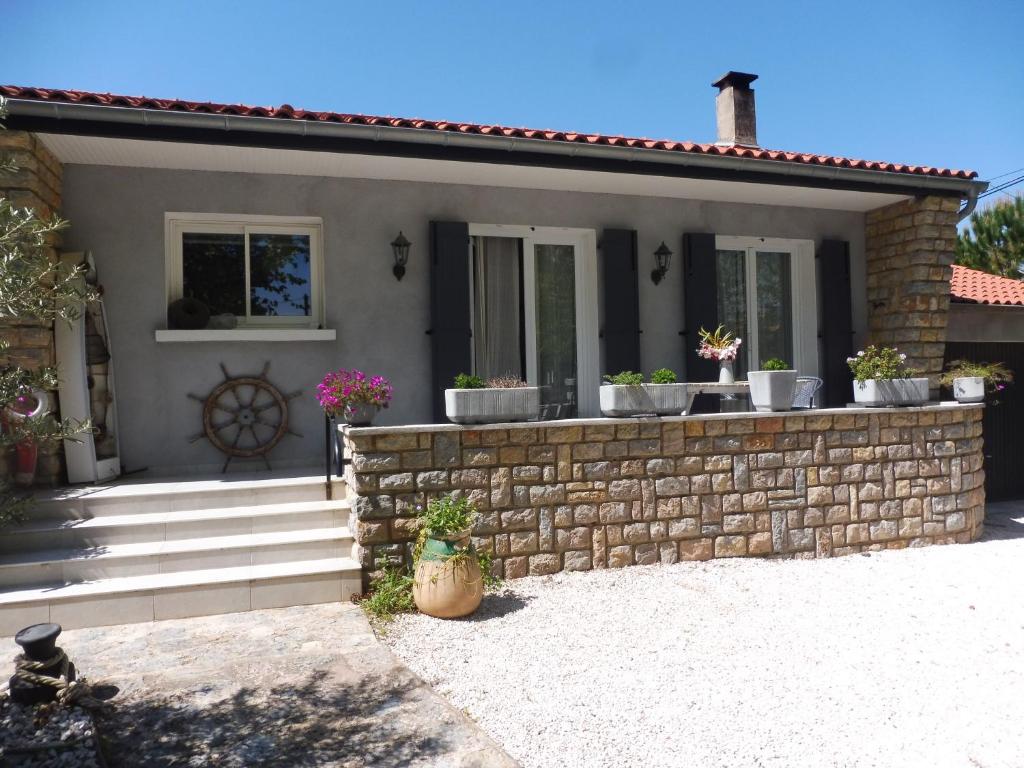 Maison de vacances l'oubli 1210 Boulevard Louis Bernard, 83250 La Londe-les-Maures