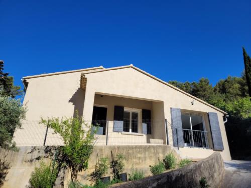 Maison de vacances L'Oustau de Laëtitia Animaux bienvenus 137 Chemin des Beaumes Rouges Fontaine-de-Vaucluse