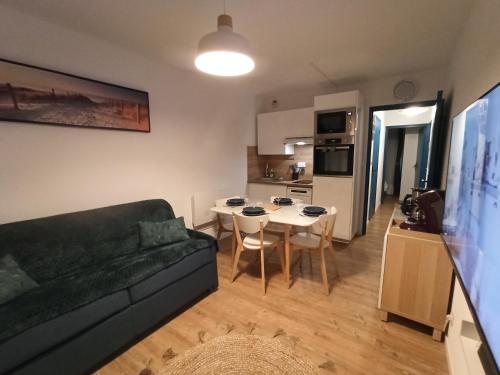 Appartement La Baie L’Etoile, Apt 4 pers, bord de mer, parking privé, Fort Mahon Plage 115 Boulevard maritime Sud Fort-Mahon-Plage