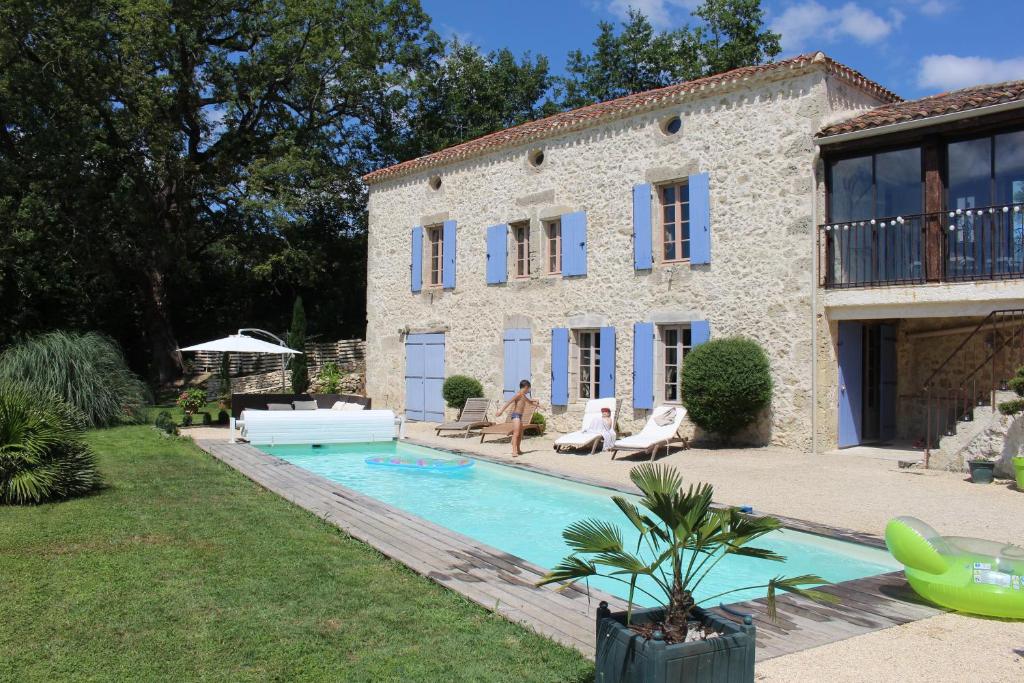 Villa La Bastide de Beauvallon Beauvallon, 32250 Fourcès