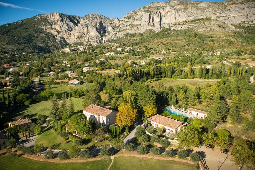 Hôtel La Bastide De Moustiers - Les Collectionneurs Chemin De Quinson, 04360 Moustiers-Sainte-Marie