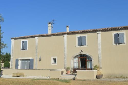 B&B / Chambre d'hôtes La Bastide Des Oliviers 1405 Chemin du Tilleul Châteaurenard