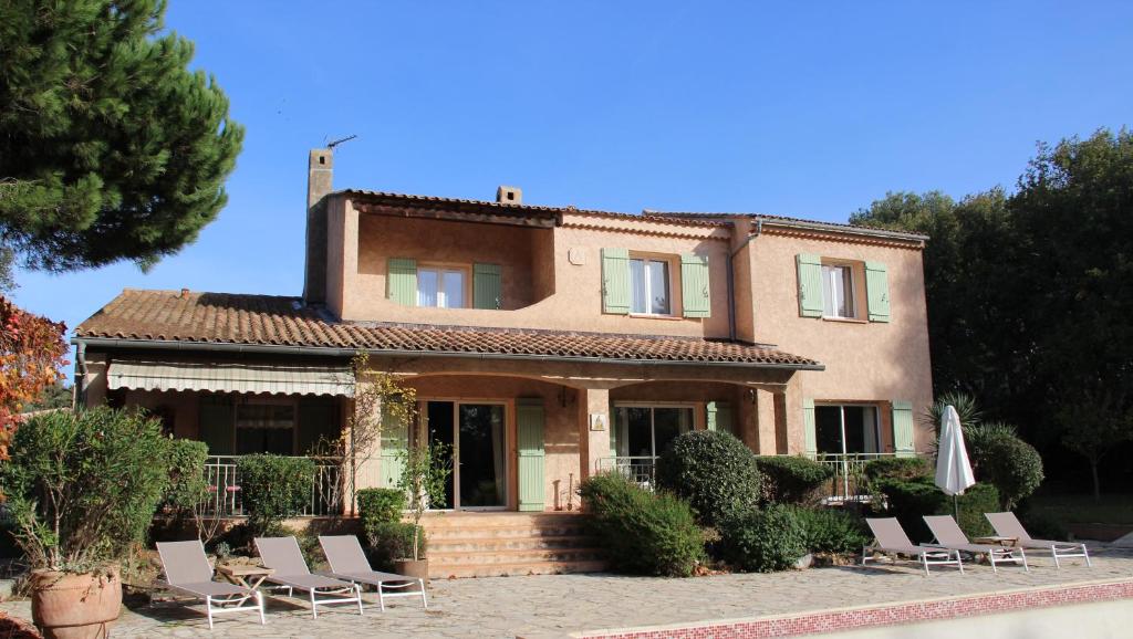 B&B / Chambre d'hôtes La Bastide du Bouchou 402 avenue Guigon, 83140 Six-Fours-les-Plages