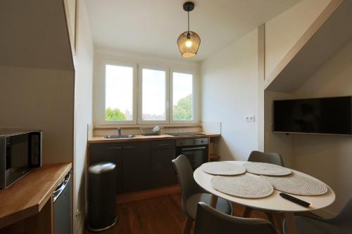 Appartement La Belle Tourangelle#Rabelaisien Free parking 128 rue de la Fuye 37000 TOURS (2ème étage - porte de gauche) Tours