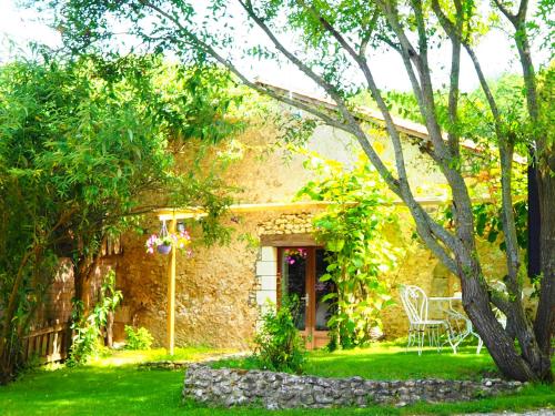 B&B / Chambre d'hôtes La Belle Verte les landes Grignols Dordogne