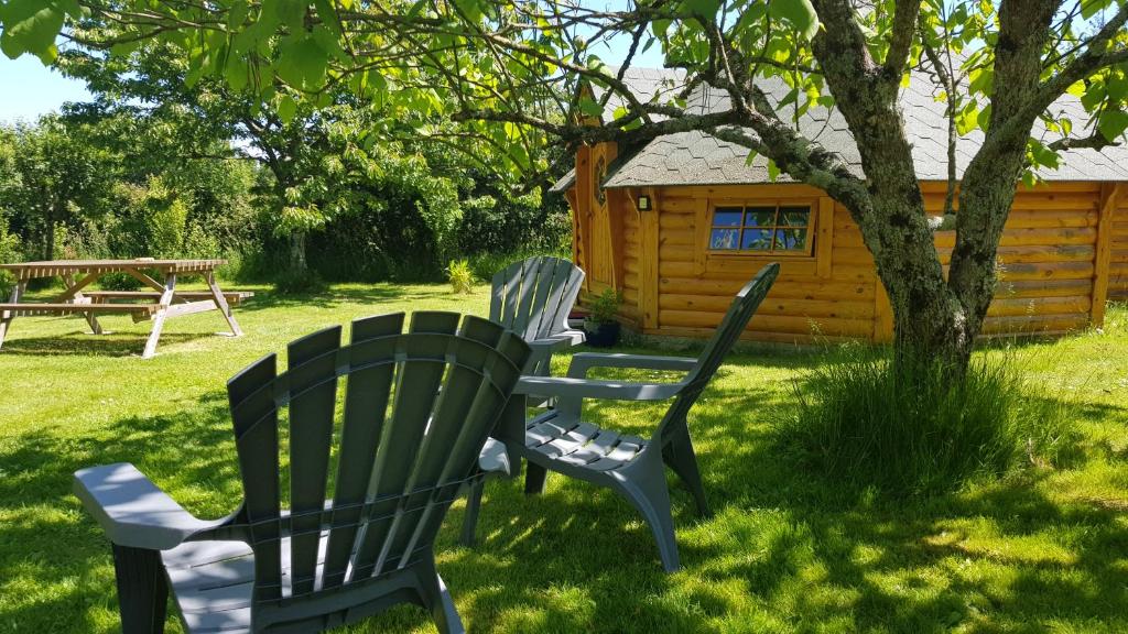 B&B / Chambre d'hôtes La Bercéenne Les massotieres route de la Croix Chambault, 72500 Jupilles