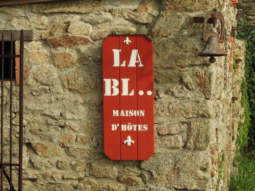 B&B / Chambre d'hôtes La Blanchisserie Le Chiron, 43 rue de la promenade Le Puy-Saint-Bonnet