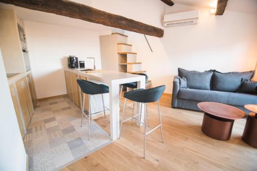 Appartement La Bohème Centre Historique - Terrasse - Quartier St Roch - HH 9 Rue du Puits du Temple Montpellier