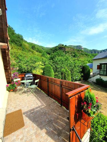 Maison d'hôtes La Borda du Tarn - Montagne et Rivière 25 Rue Alexis Solanet Les Vignes