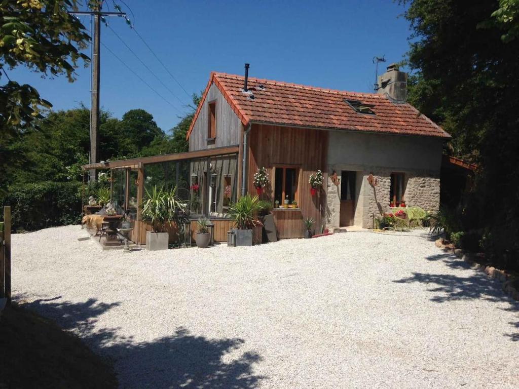 Maison de vacances La Boulangerie, Joli Gite 4étoiles, SPA SAUNA OPTION, 5 min de la mer, société La Clef Decamp 14 bis chemin des monts, 50700 Tamerville