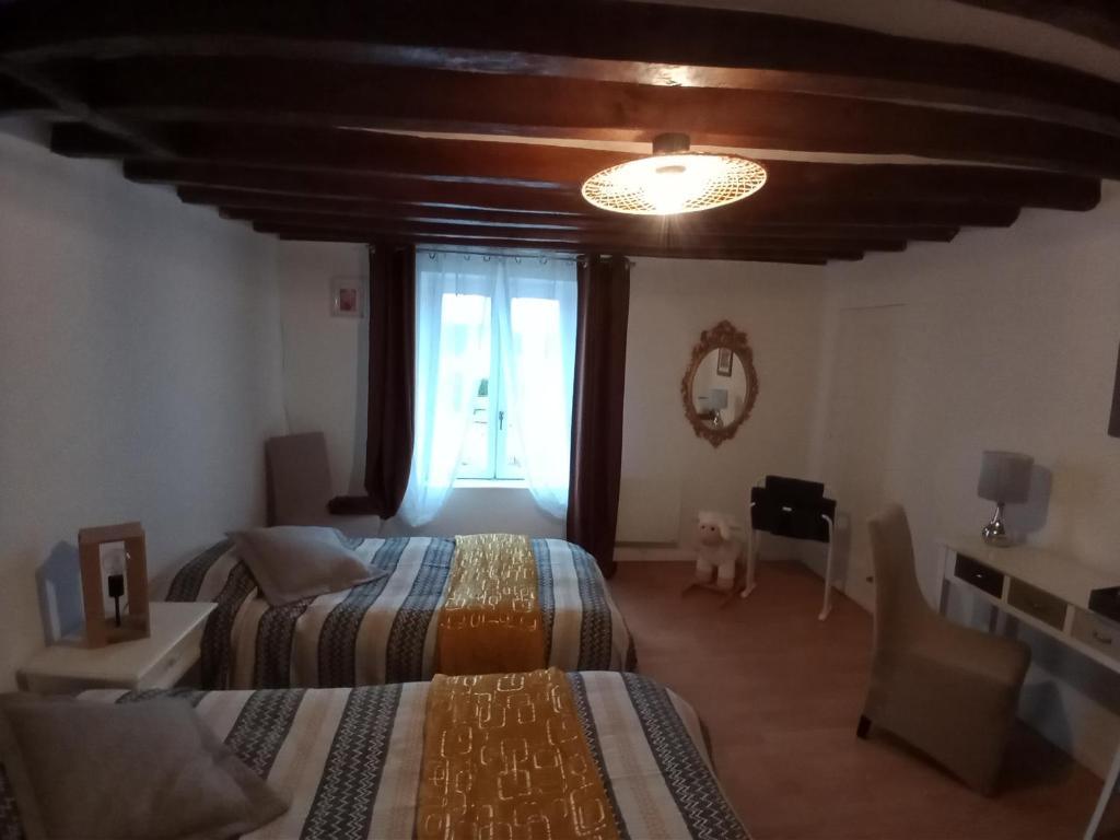 B&B / Chambre d'hôtes La Briarde triple PDJ 8 Avenue Charles de Gaulle, 77169 Boissy-le-Châtel