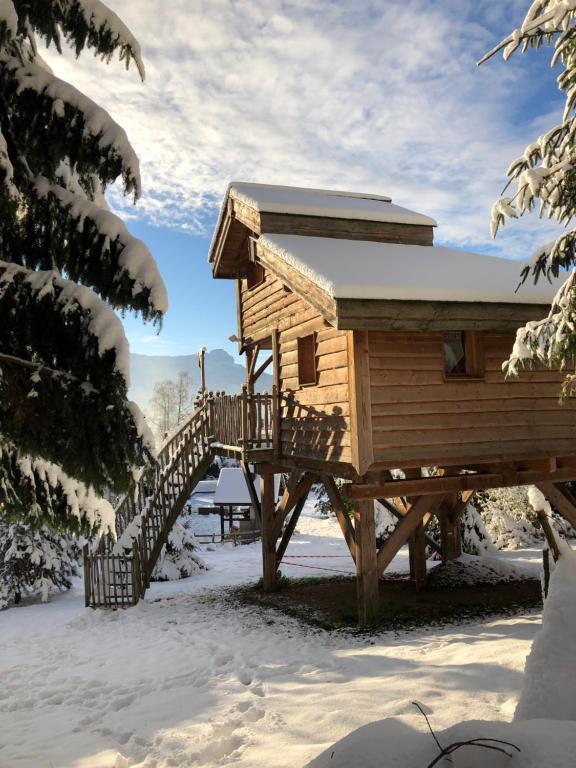 Chalet La Cabane à l'Orée des Bornes Fillière 51 Chemin de Charrion, 74570 Évires