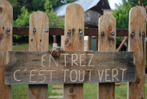 La Cabane Du Verger Salives france