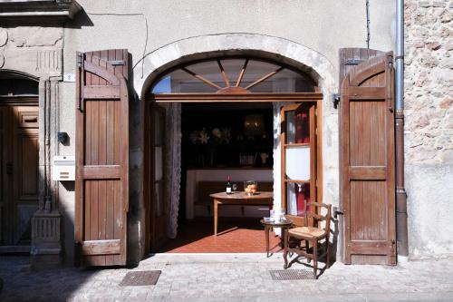 B&B / Chambre d'hôtes La Cachette du Comte 2 Grande Rue Montfort-sur-Argens