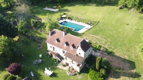 Villa La Cayrouse Lieu-dit la cayrouse 46120 LE BOUYSSOU Le Bouyssou