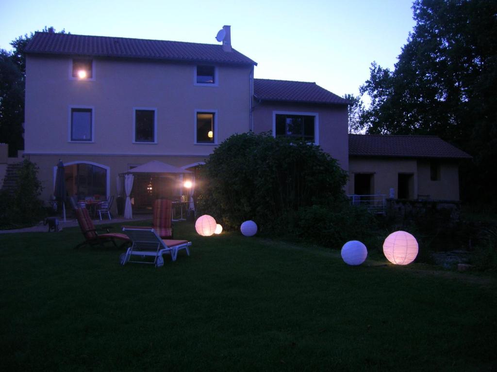 B&B / Chambre d'hôtes La Chambre du Meunier lieu-dit le Foulon, 01290 Laiz