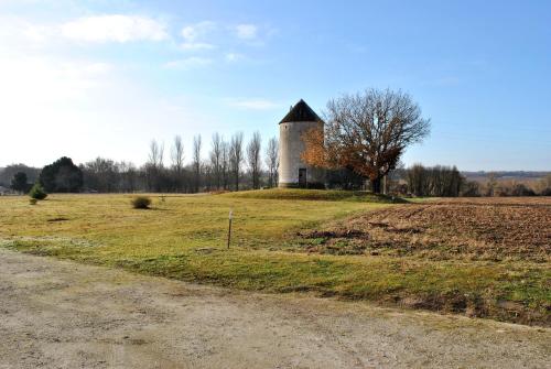 LA CHOUETTE Saint-Sigismond-de-Clermont france
