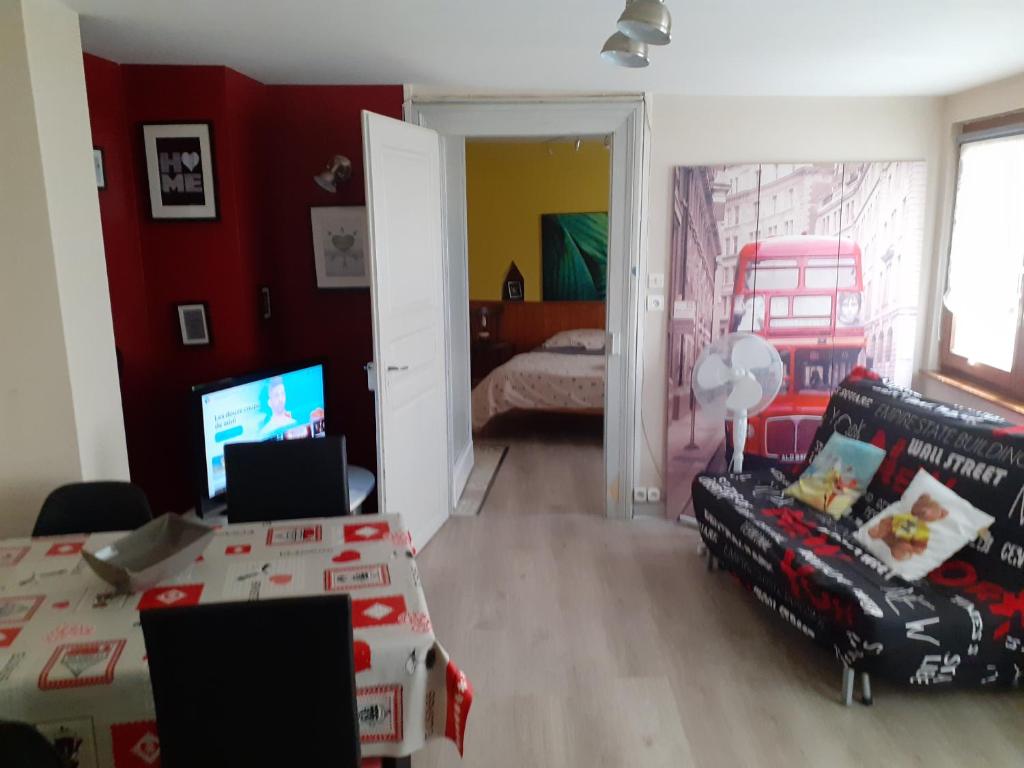 Appartement LA CIGOGNE BLANCHE 17 Rue Berthe Molly, 68000 Colmar