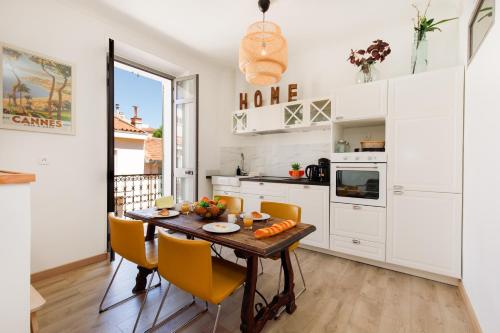 Appartement La Colline YourHostHelper 8 Rue Hibert Cannes