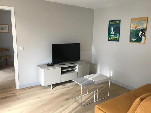 Appartement LA COSTIERE DU LAC - ANNECY - Vieille ville, Plage, Garage 3 Avenue du Tresum - Appartement B3303 - 3ème étage Annecy