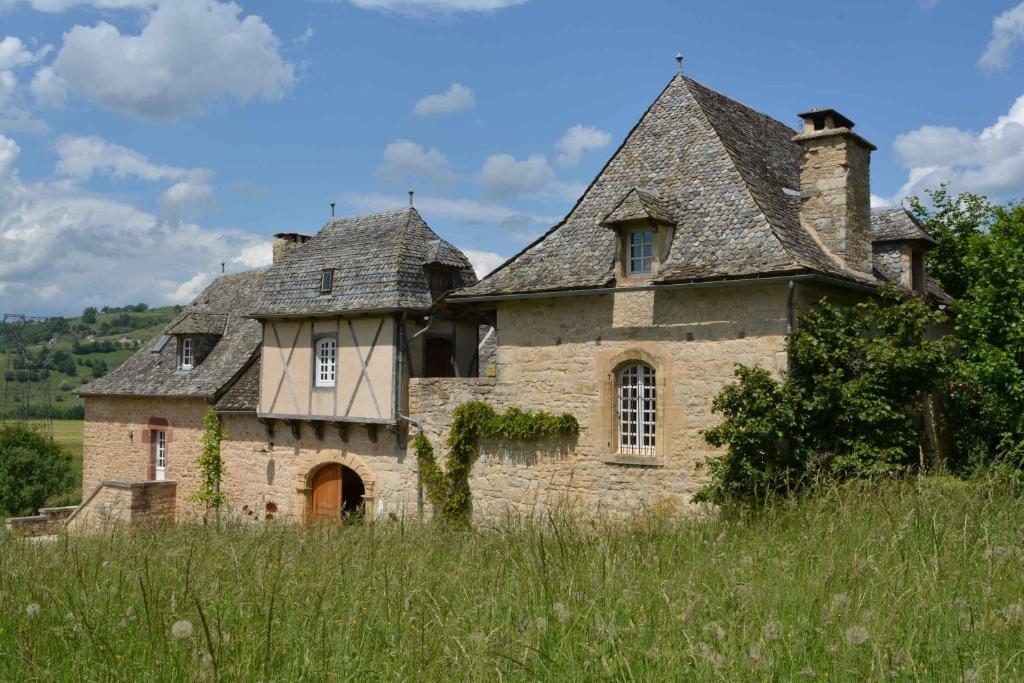 Maison de vacances La cour pavée Lieu-dit Réquista, 12190 Sébrazac