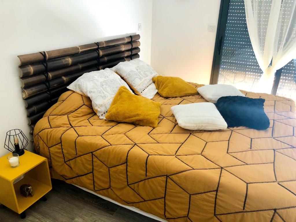 Séjour chez l'habitant La Croisée Chambre d hôte avec sanitaires partagés 326 Route de la Croisée, 01090 Guéreins