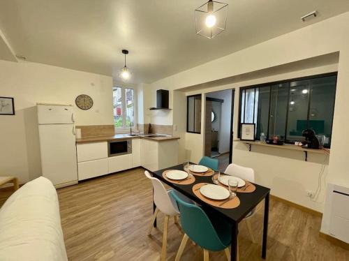 Appartement La cure 43 Rue de l'Orme Arcy-sur-Cure