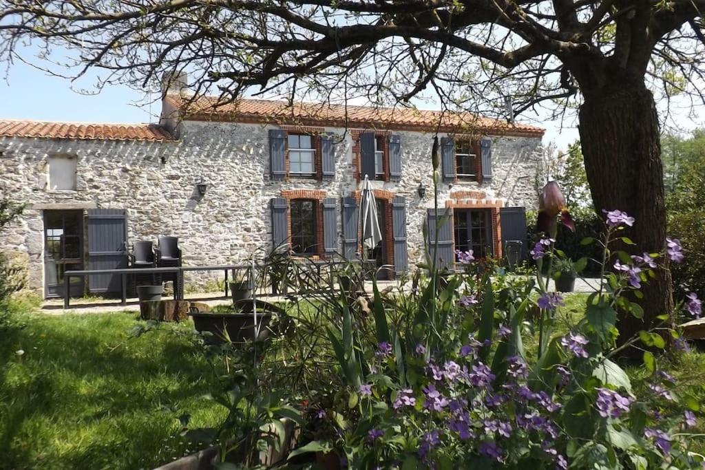 Maison de vacances La Faerie - A la campagne - Gite grande capacité 19 Le Vivier, 85670 Grand-Landes