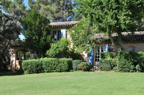 B&B / Chambre d'hôtes La Ferme Impasse de l'Ermitage Saint-Marc-Jaumegarde