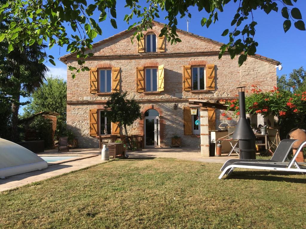 Maison de vacances La Ferme aux portes de Montauban - Avec piscine 2386 chemin des Reys, 82410 Albias