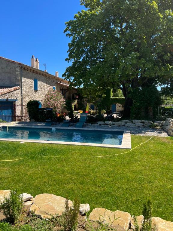 Maison de vacances La ferme du chateau 291 Chemin du Cros de l'île, 26160 Puygiron