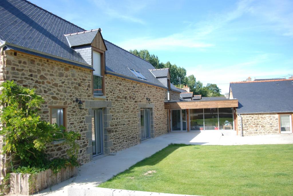 Maison d'hôtes La Ferme du Chauchix Rue de la ville Ropitel, 22400 Lamballe