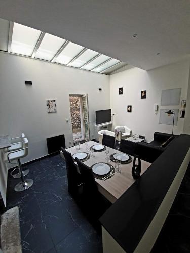 Appartement LA FORTERESSE - Jacuzzi/Sauna - Centre Historique 14 Rue du Cordier Rouen