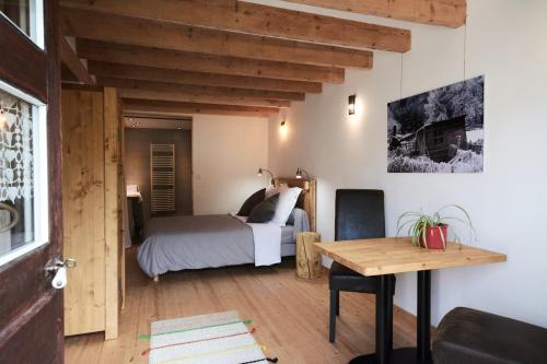 B&B / Chambre d'hôtes La Foyère 178 route de Frébuge Aime-La-Plagne