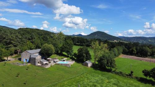 B&B / Chambre d'hôtes La Framboisine 6 rue de la Gazelle Saint-Étienne-Lardeyrol