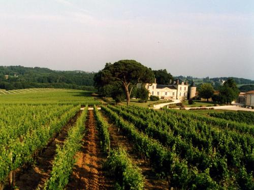 La France - Gite Chateau Beychac-et-Caillau france