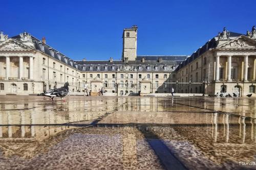 La Gare: 50m2, 4 Prs, 2 Ch - Proximité cité gastro Dijon france