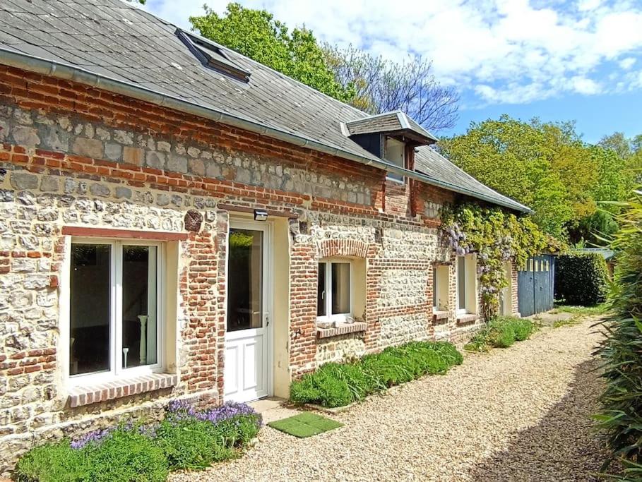 Maison de vacances La Glycine Maison 1.5 km Veulettes sur mer 1859 Route de Saint-Valéry, 76450 Paluel