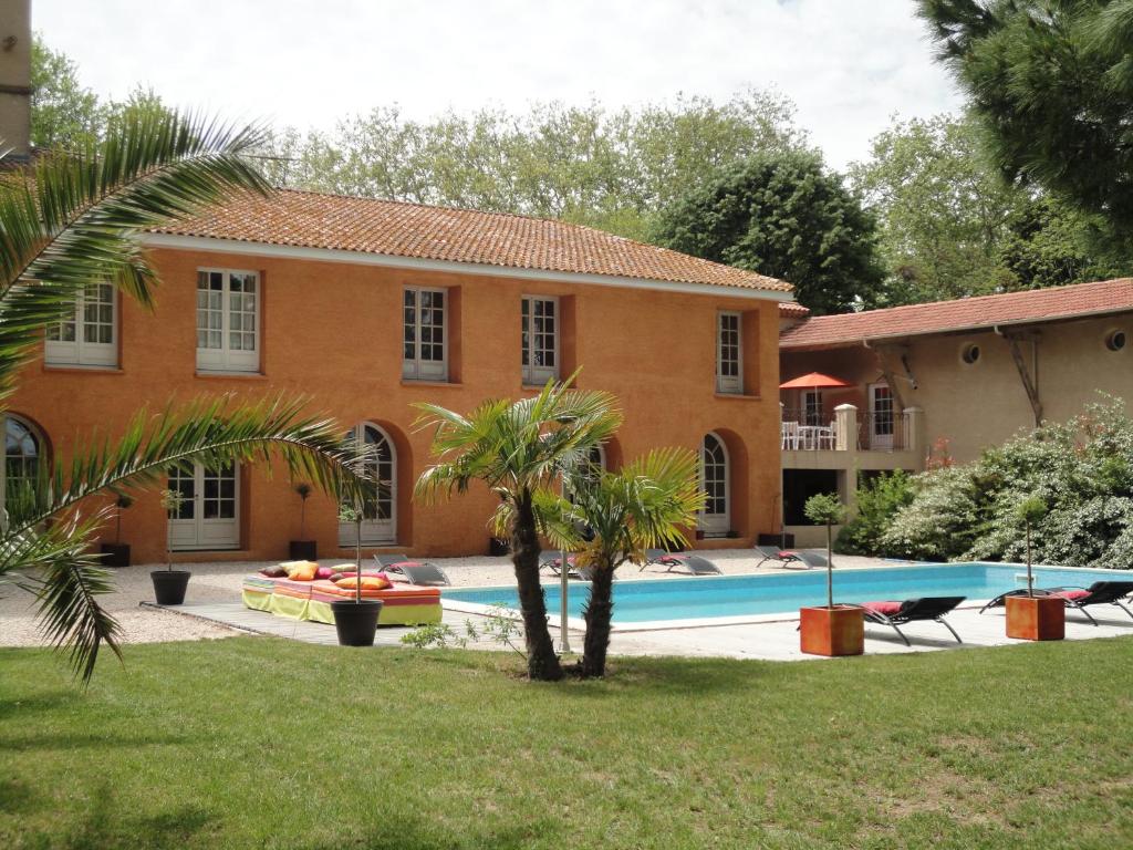 Maison d'hôtes La Gourgasse Vieille Lieu-dit La Gourgasse Vieille, traverse de Colombiers, 34500 Béziers